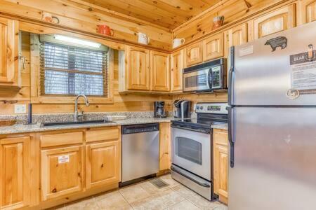 The Great Escape - Min From Parkway With Hot Tub Villa Gatlinburg Eksteriør billede