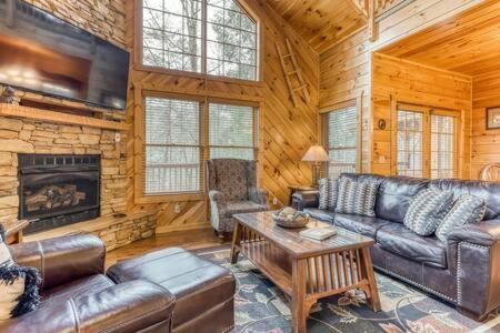 The Great Escape - Min From Parkway With Hot Tub Villa Gatlinburg Eksteriør billede