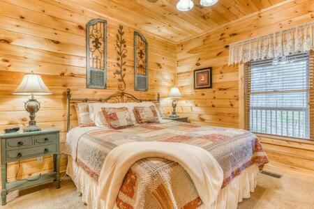The Great Escape - Min From Parkway With Hot Tub Villa Gatlinburg Eksteriør billede